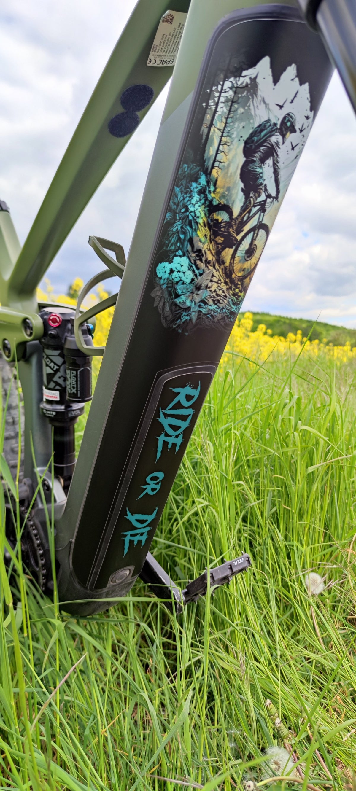 Cube Stereo / Reaction Hybrid 625 / 750 / 800 W