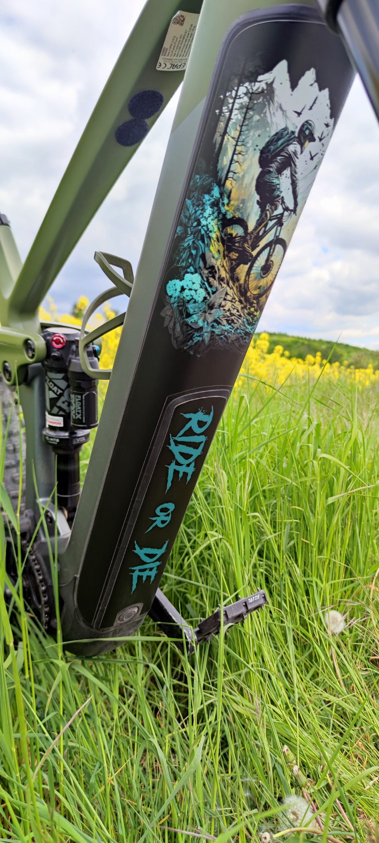 Cube Stereo / Reaction Hybrid 625 / 750 / 800 W